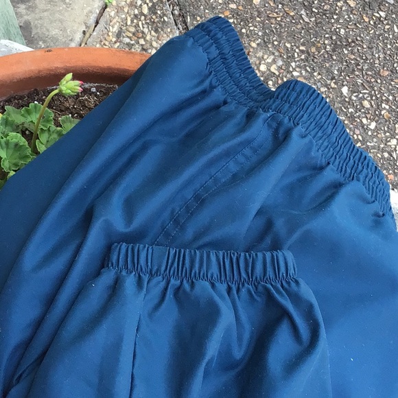 IZOD premium track suit. Utterly gorgeous deep forest green. Jr S/M - Picture 10 of 11